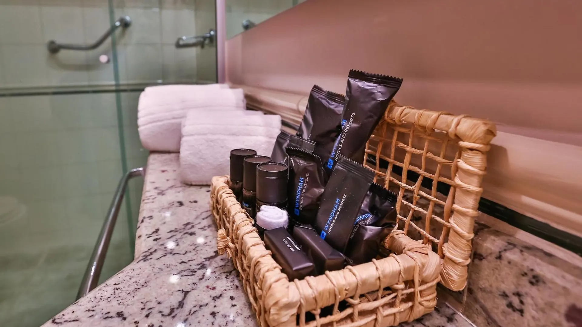 Wyndham São Paulo Berrini Hotel 4*,  Brasil