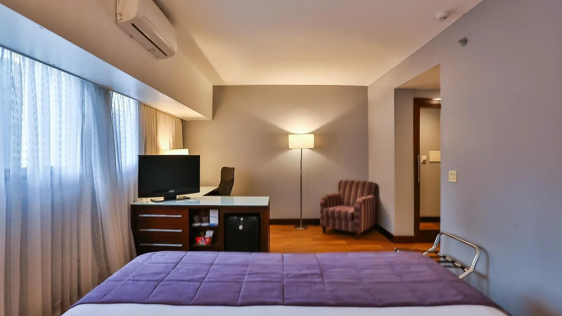 Hotel Wyndham Sao Paulo Berrini 4*,